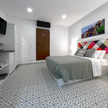 Апартаменты Casa Comfortable Air-conditioned Modern (adults Only)