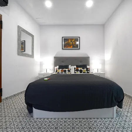 Casa Comfortable Air-conditioned Modern (adults Only) Apartment